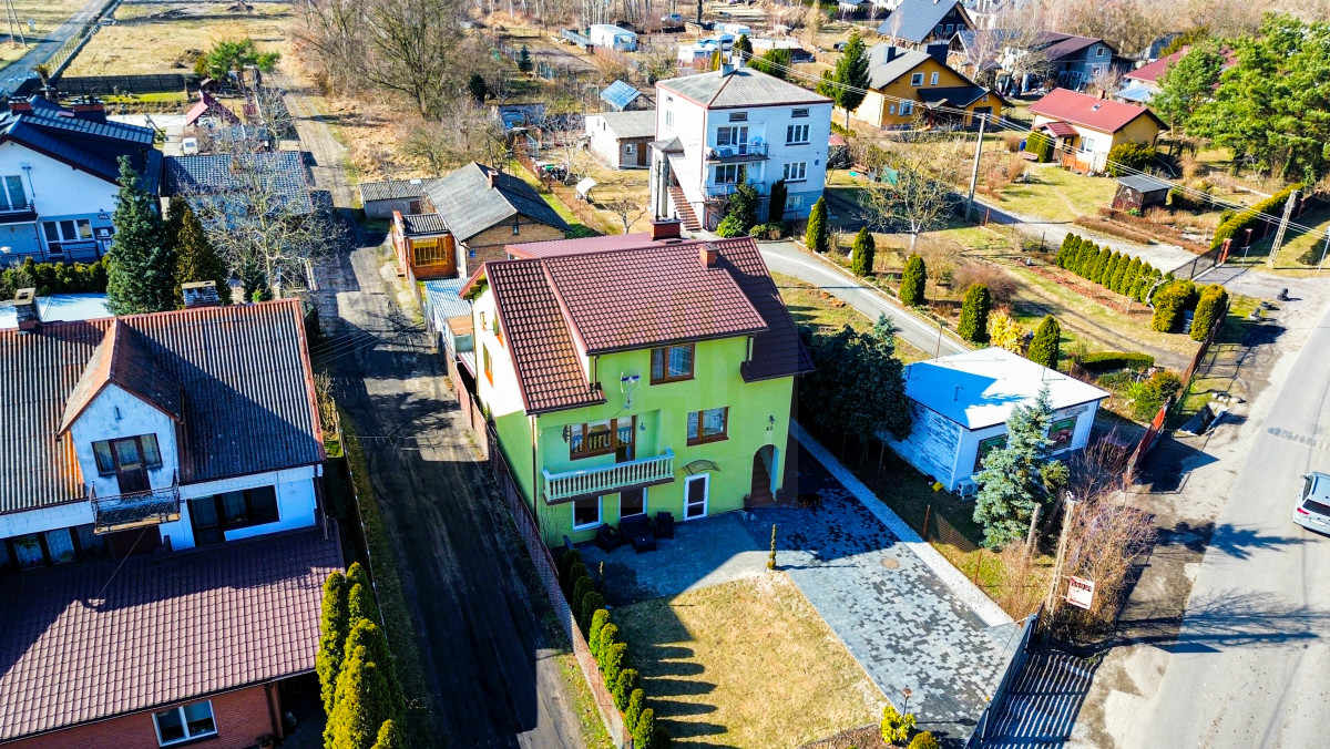 Rodzinny dom ,infrastruktura, blisko szkoła PKP