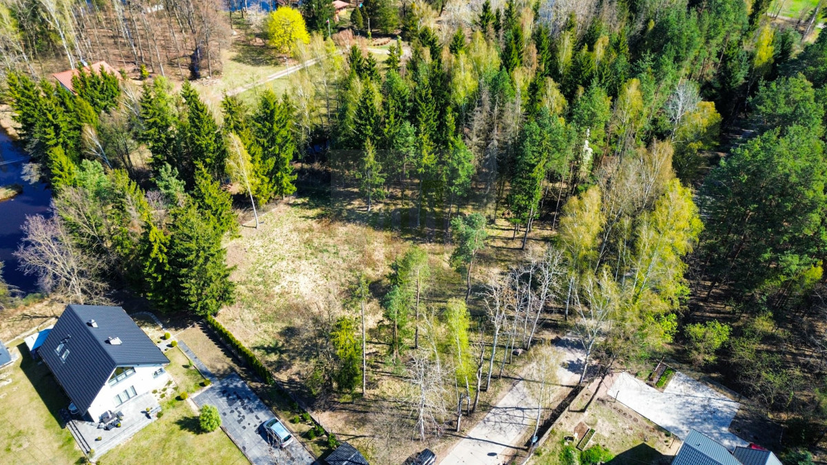 Piękna działka Czarny Las