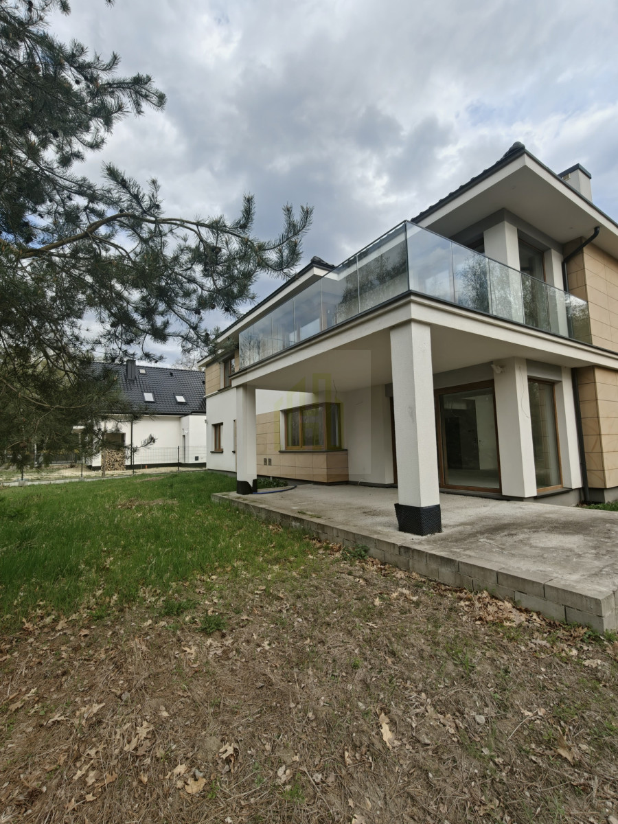 Nowy dom 230 m² na ogromnej działce 3000 m²