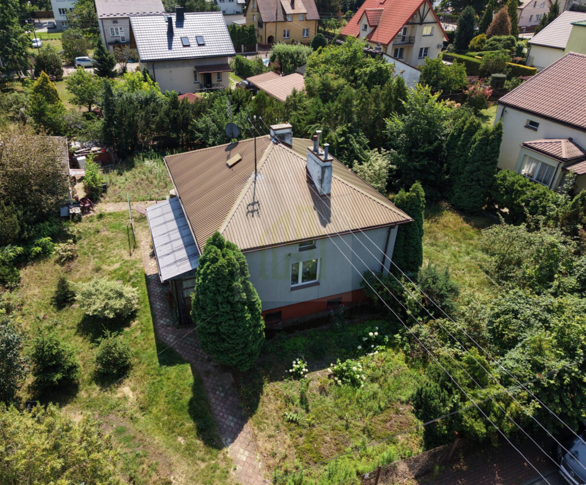 Dom 350 m od WKD Piaskowa, 1000 m2 działka